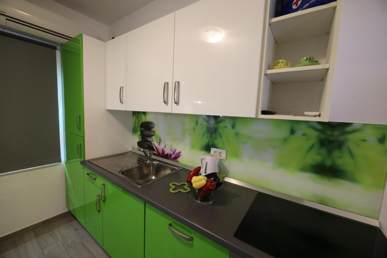 Apartment Cvjetna Fiume Esterno foto