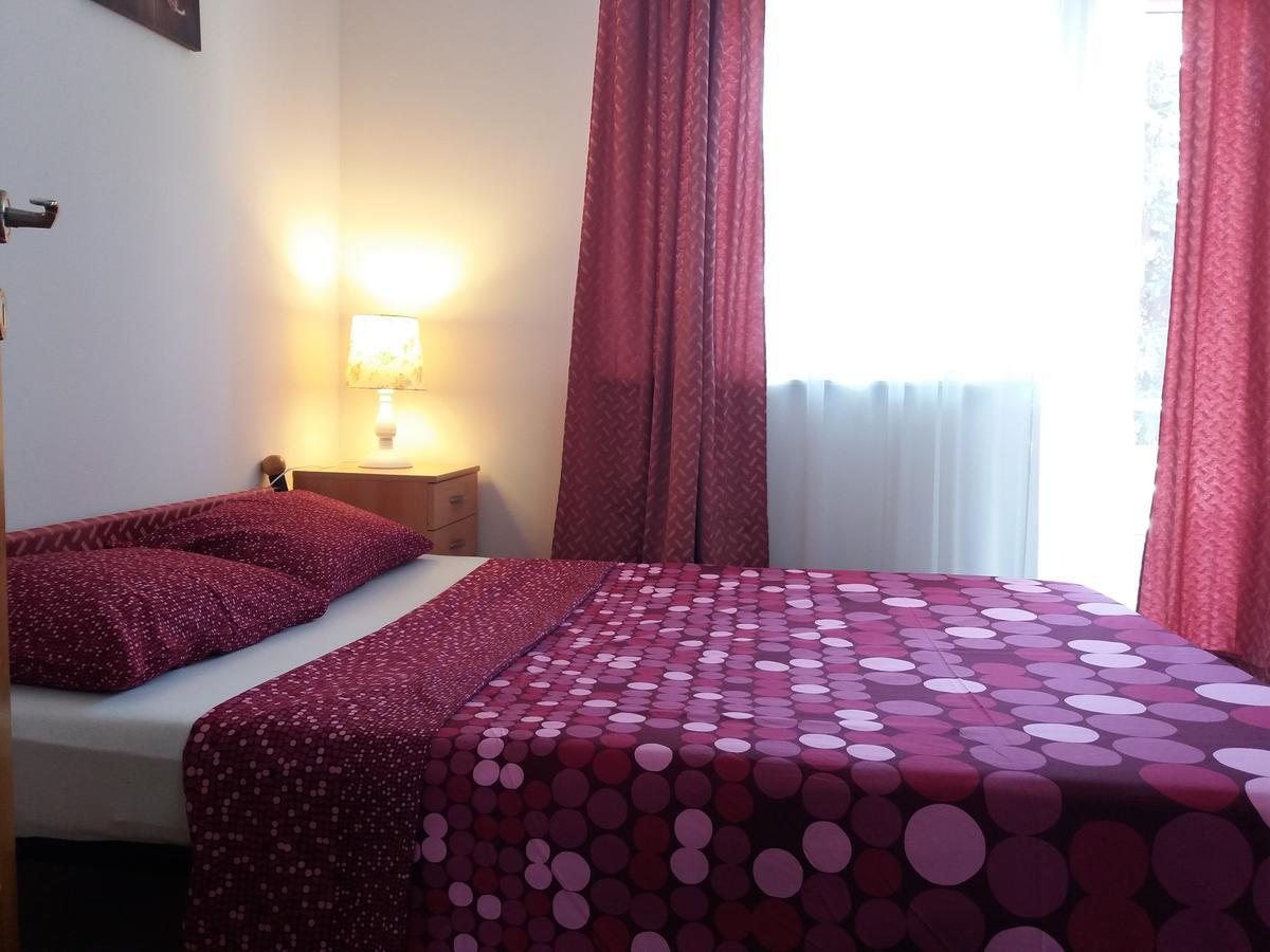 Apartment Cvjetna Fiume Esterno foto